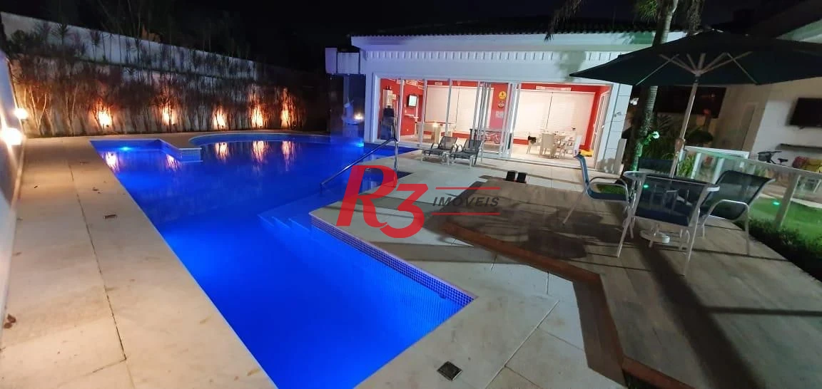 Casa com 4 dormitórios à venda, 700 m² por R$ 6.000.000,00 - Balneário Praia do Pernambuco - Guarujá/SP