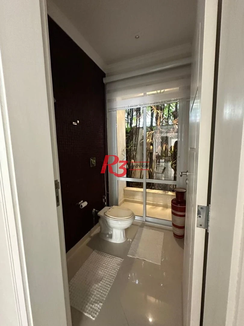 Casa com 4 dormitórios à venda, 700 m² por R$ 6.000.000,00 - Balneário Praia do Pernambuco - Guarujá/SP
