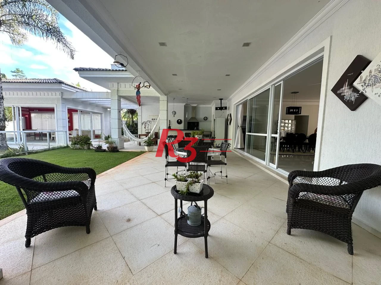 Casa com 4 dormitórios à venda, 700 m² por R$ 6.000.000,00 - Balneário Praia do Pernambuco - Guarujá/SP