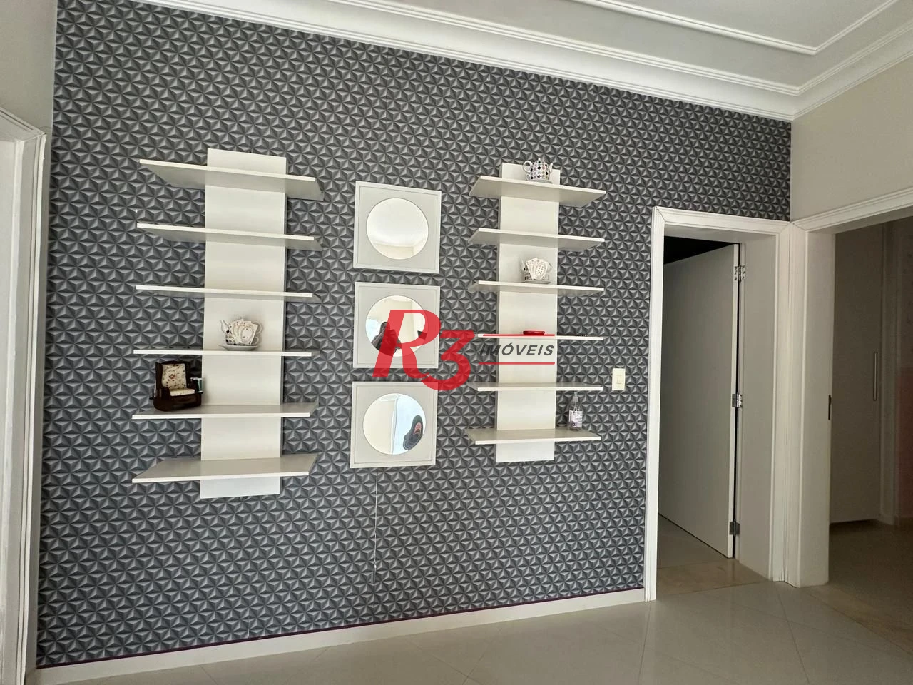 Casa com 4 dormitórios à venda, 700 m² por R$ 6.000.000,00 - Balneário Praia do Pernambuco - Guarujá/SP