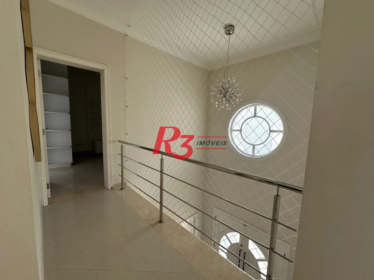 Casa com 4 dormitórios à venda, 700 m² por R$ 6.000.000,00 - Balneário Praia do Pernambuco - Guarujá/SP