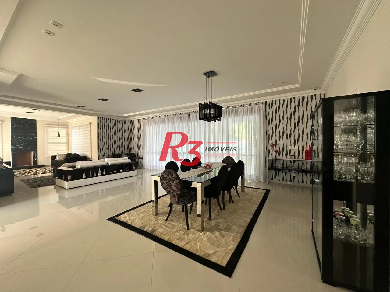 Casa com 4 dormitórios à venda, 700 m² por R$ 6.000.000,00 - Balneário Praia do Pernambuco - Guarujá/SP