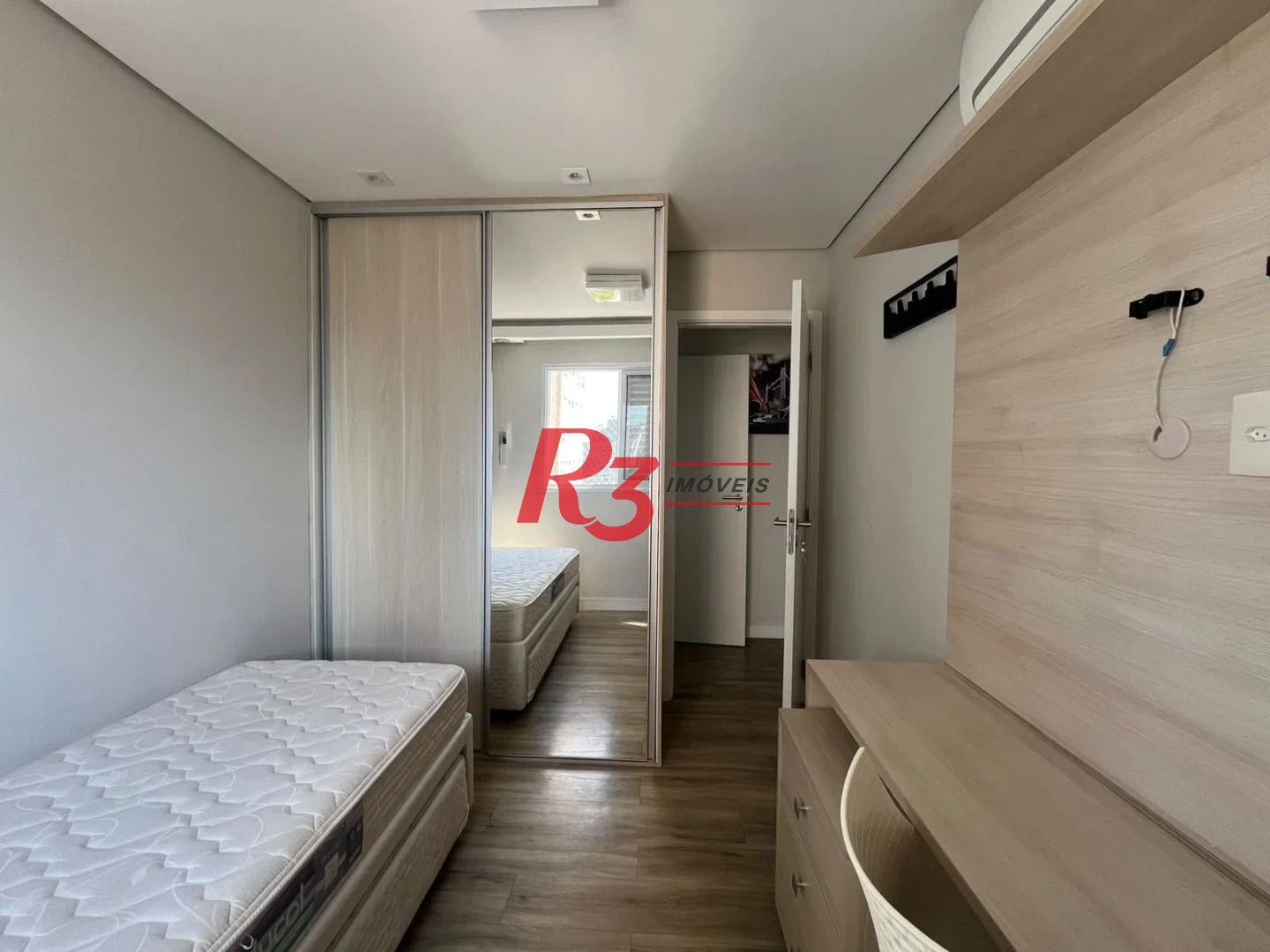 Apartamento com 2 dormitórios para alugar, 77 m² por R$ 6.902,00/mês - Ponta da Praia - Santos/SP