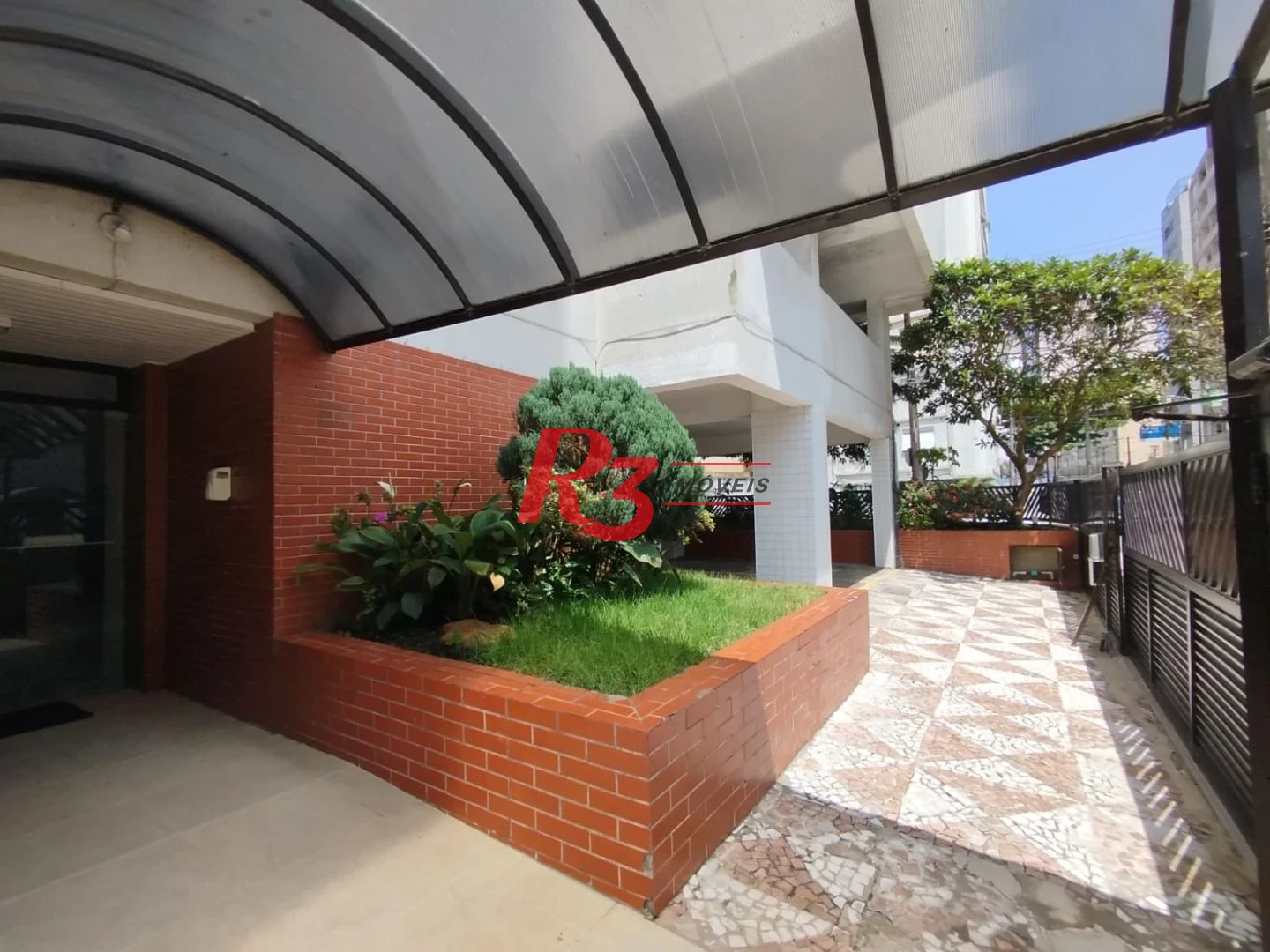 Apartamento com 1 dormitório para alugar, 65 m² por R$ 3.000,00/mês - José Menino - Santos/SP