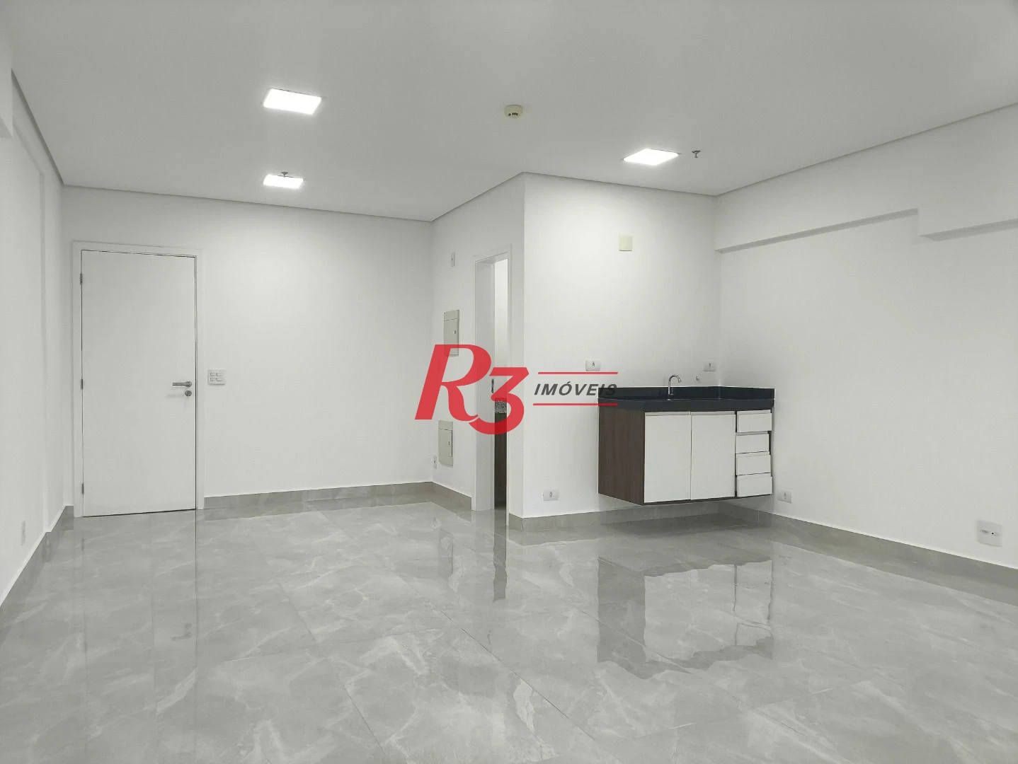 Sala à venda, 42 m² por R$ 240.000,00 - Vila Matias - Santos/SP