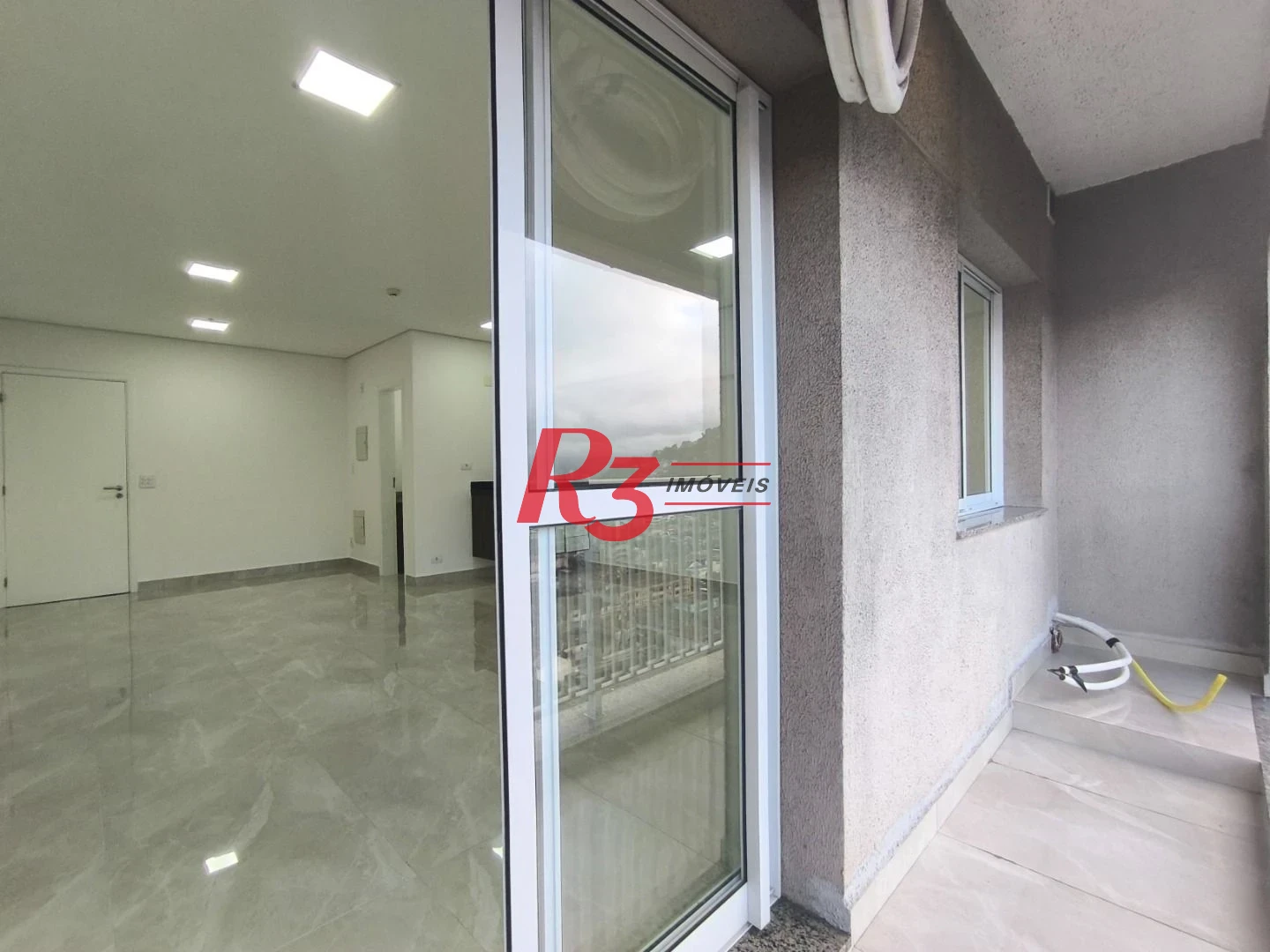 Sala à venda, 42 m² por R$ 240.000,00 - Vila Matias - Santos/SP