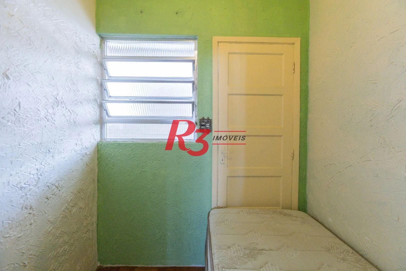 Apartamento com 3 dormitórios à venda, 100 m² por R$ 680.000,00 - Gonzaga - Santos/SP