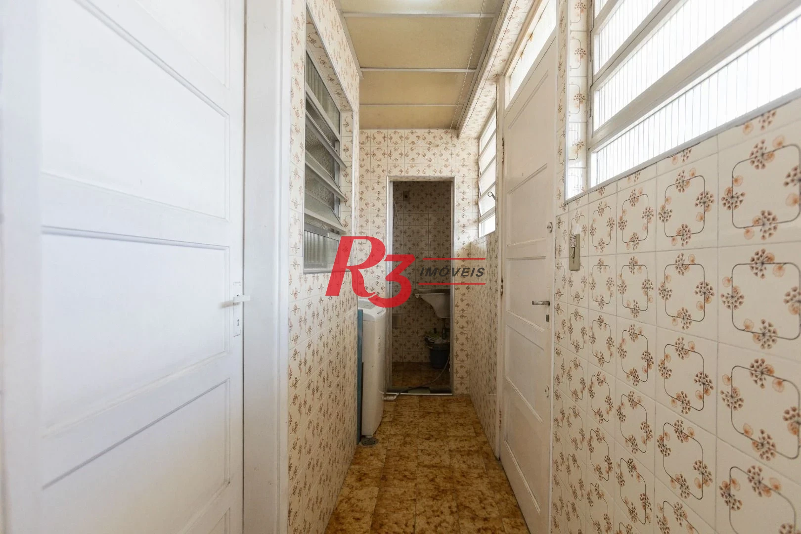 Apartamento com 3 dormitórios à venda, 100 m² por R$ 680.000,00 - Gonzaga - Santos/SP