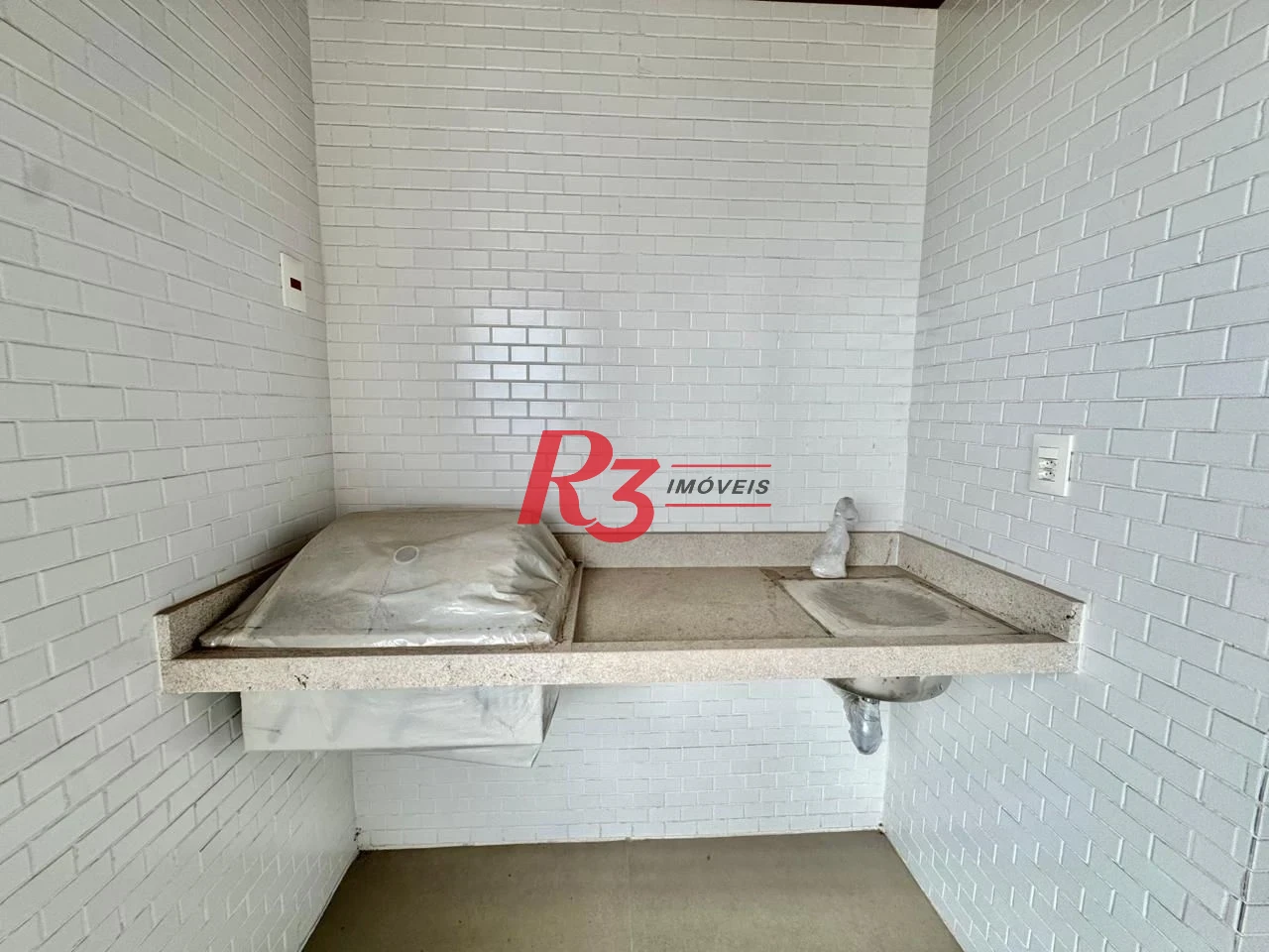 Apartamento com 1 dormitório à venda, 54 m² por R$ 800.000,00 - Boqueirão - Santos/SP