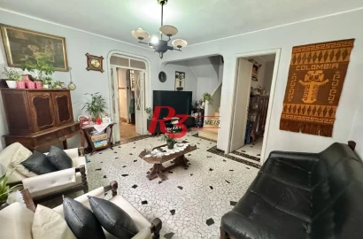 Casa com 3 dormitórios à venda, 180 m² por R$ 920.000,00 - Campo Grande - Santos/SP
