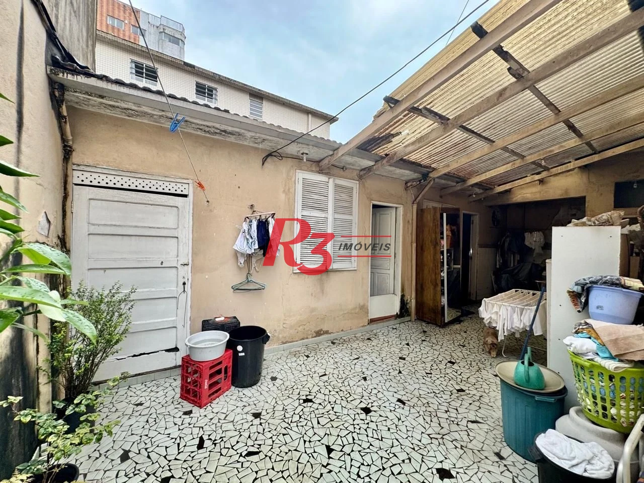 Casa com 3 dormitórios à venda, 180 m² por R$ 920.000,00 - Campo Grande - Santos/SP