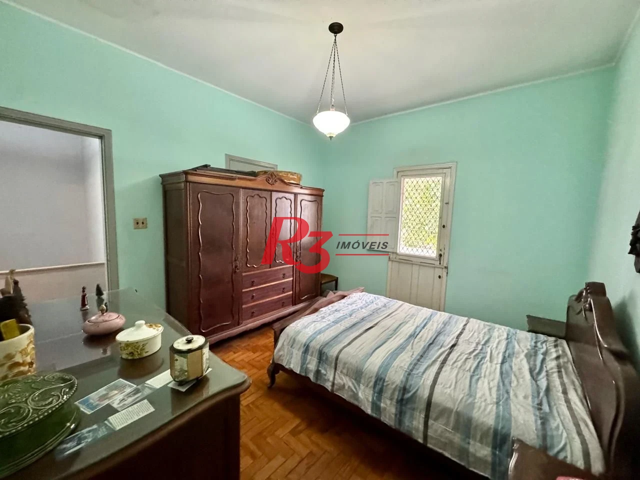 Casa com 3 dormitórios à venda, 180 m² por R$ 920.000,00 - Campo Grande - Santos/SP
