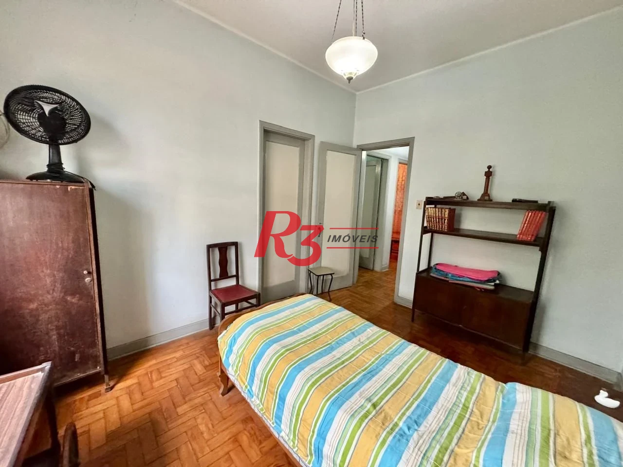Casa com 3 dormitórios à venda, 180 m² por R$ 920.000,00 - Campo Grande - Santos/SP