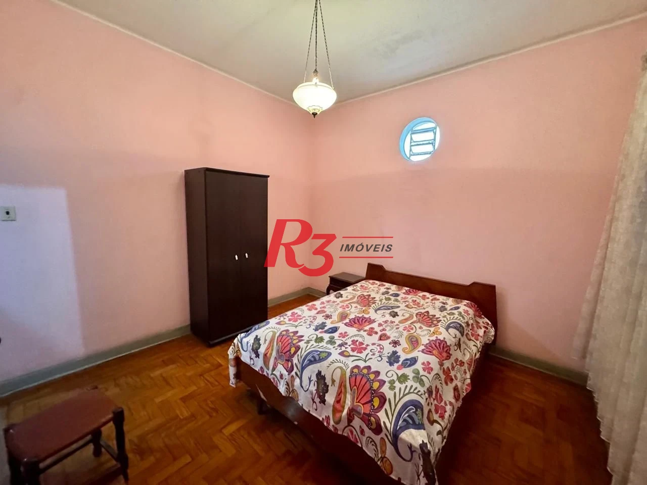 Casa com 3 dormitórios à venda, 180 m² por R$ 920.000,00 - Campo Grande - Santos/SP