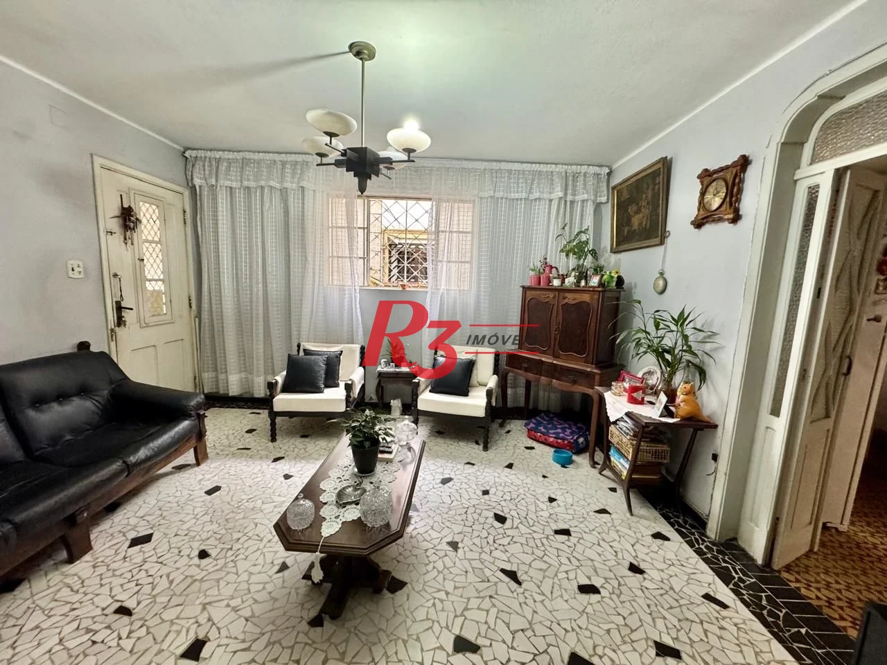 Casa com 3 dormitórios à venda, 180 m² por R$ 920.000,00 - Campo Grande - Santos/SP