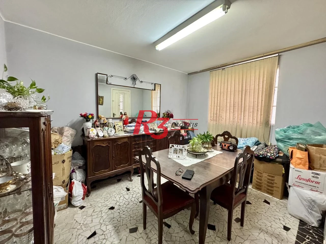 Casa com 3 dormitórios à venda, 180 m² por R$ 920.000,00 - Campo Grande - Santos/SP
