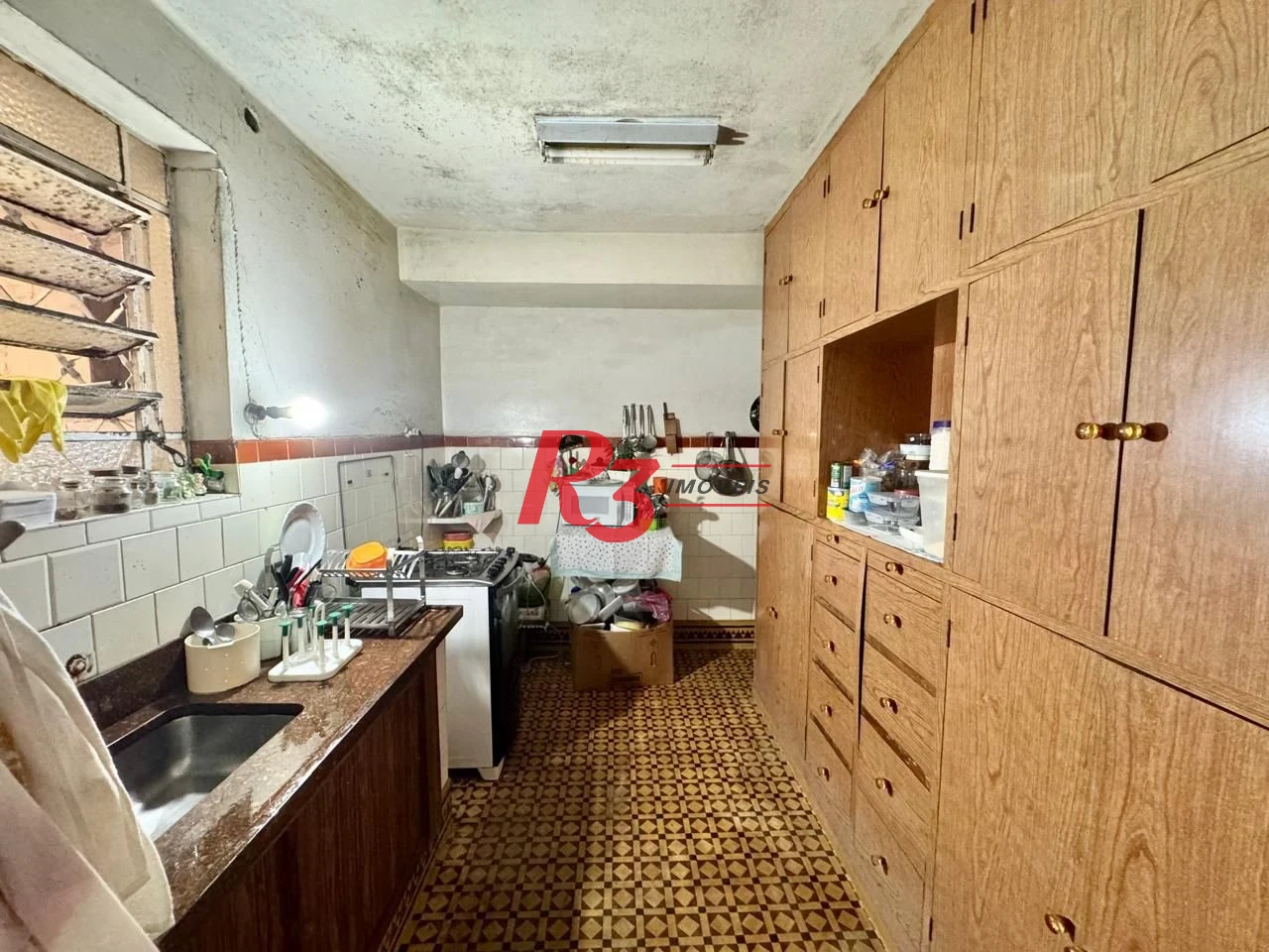 Casa com 3 dormitórios à venda, 180 m² por R$ 920.000,00 - Campo Grande - Santos/SP
