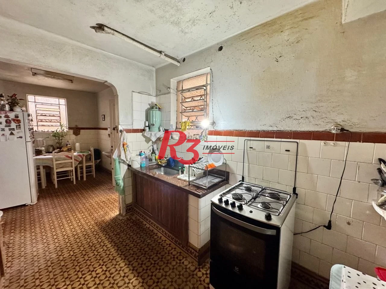 Casa com 3 dormitórios à venda, 180 m² por R$ 920.000,00 - Campo Grande - Santos/SP