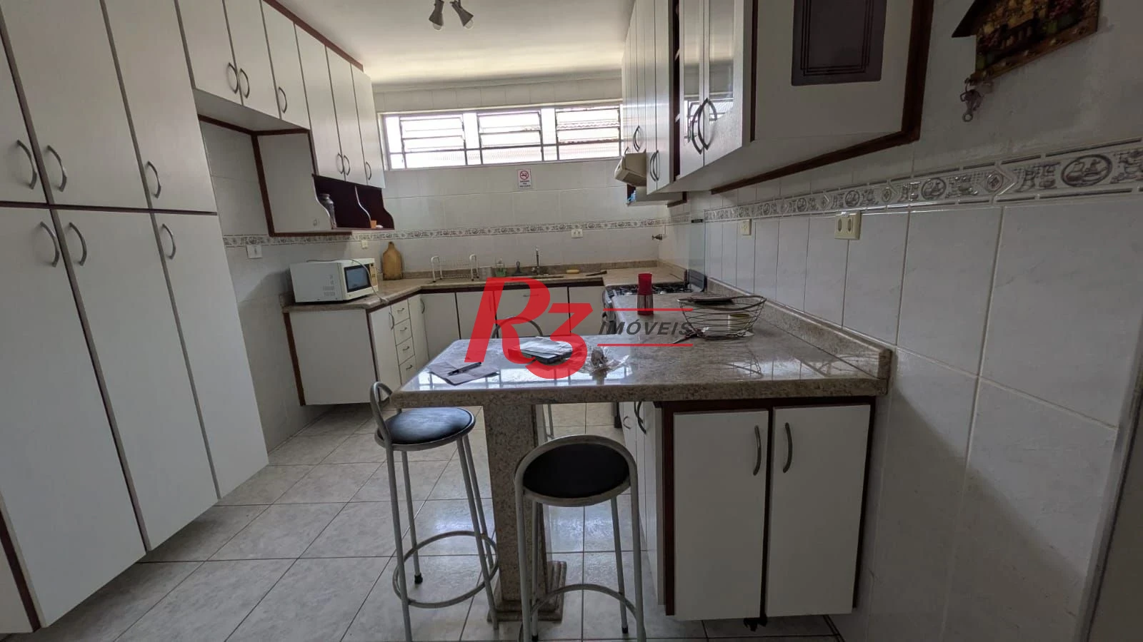 Casa com 3 dormitórios, 184 m² - venda por R$ 800.000,00 ou aluguel por R$ 6.500,00/mês - Embaré - Santos/SP