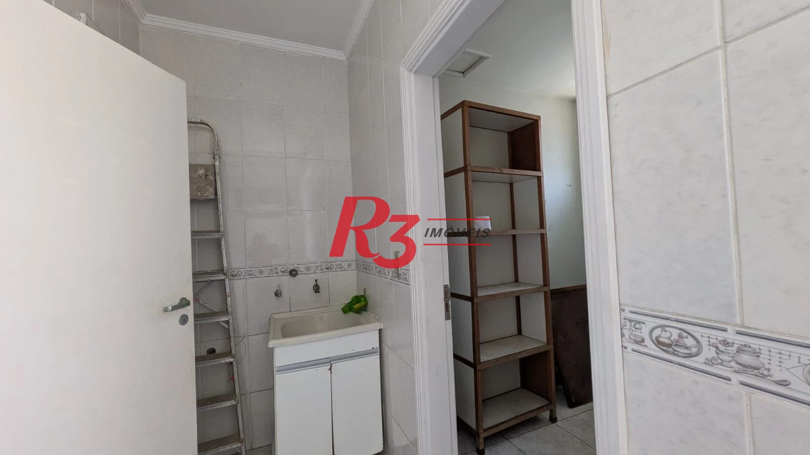 Casa com 3 dormitórios, 184 m² - venda por R$ 800.000,00 ou aluguel por R$ 6.500,00/mês - Embaré - Santos/SP