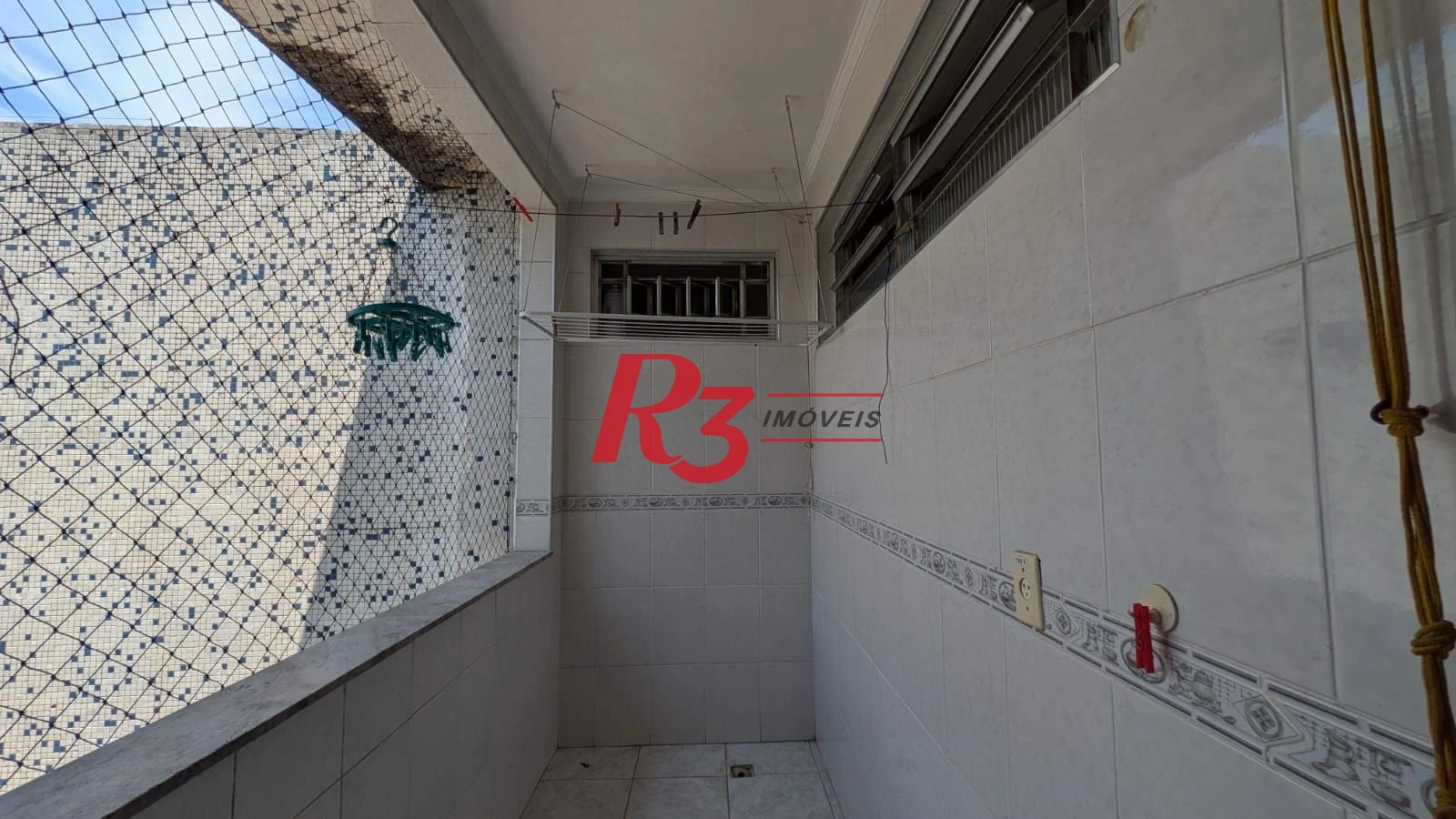 Casa com 3 dormitórios, 184 m² - venda por R$ 800.000,00 ou aluguel por R$ 6.500,00/mês - Embaré - Santos/SP