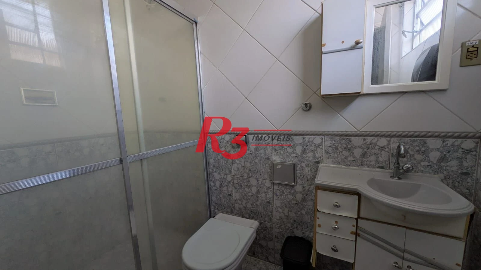 Casa com 3 dormitórios, 184 m² - venda por R$ 800.000,00 ou aluguel por R$ 6.500,00/mês - Embaré - Santos/SP