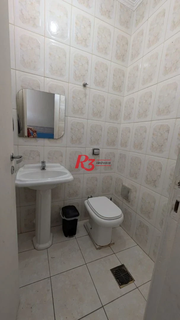 Casa com 3 dormitórios, 184 m² - venda por R$ 800.000,00 ou aluguel por R$ 6.500,00/mês - Embaré - Santos/SP