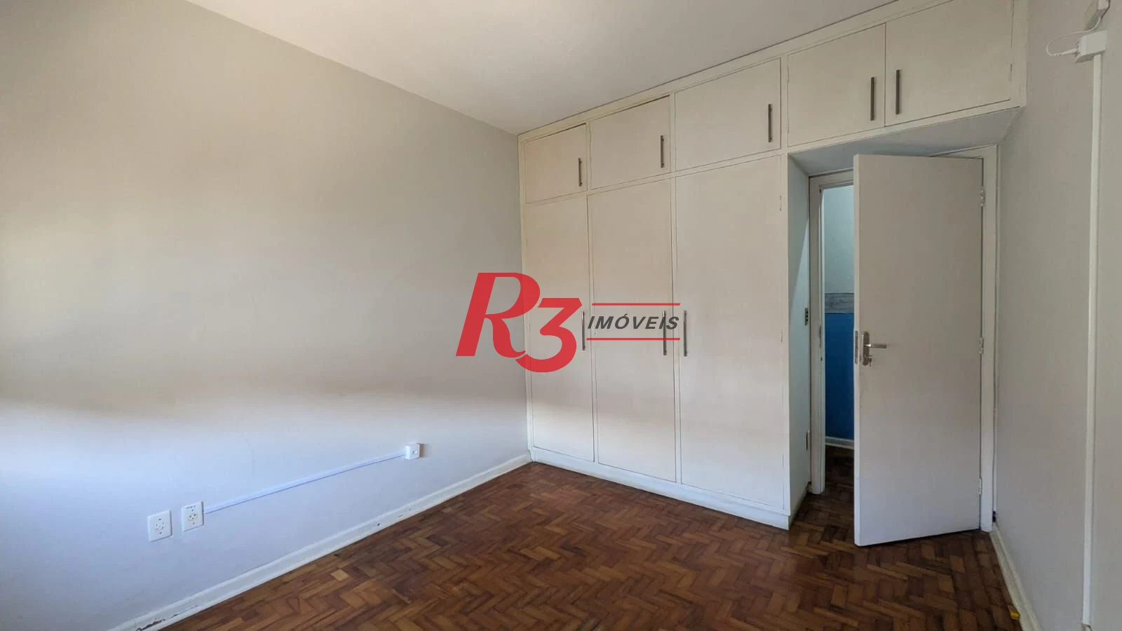 Casa com 3 dormitórios, 184 m² - venda por R$ 800.000,00 ou aluguel por R$ 6.500,00/mês - Embaré - Santos/SP