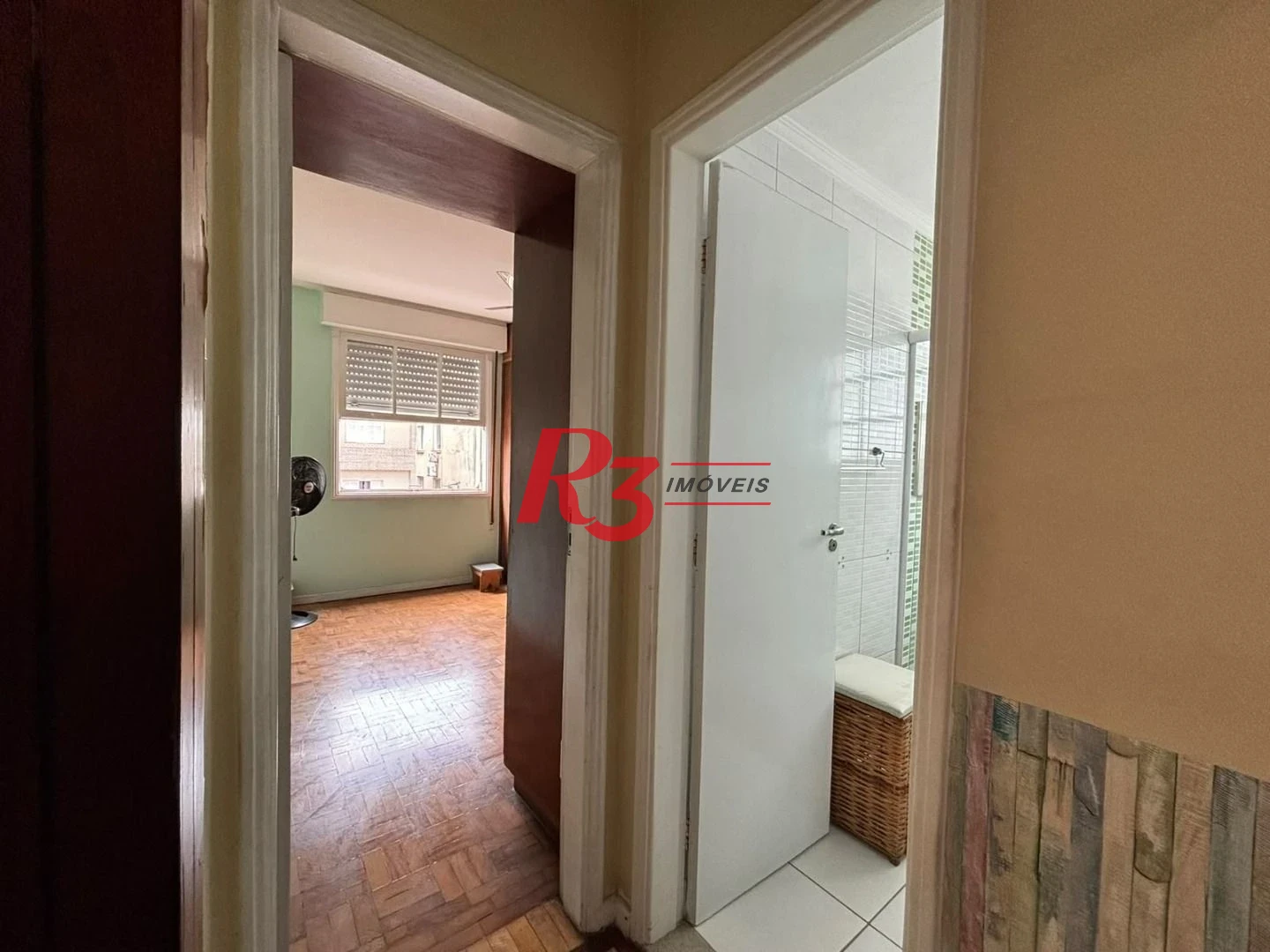 Apartamento com 3 dormitórios à venda, 150 m² por R$ 1.200.000,00 - Gonzaga - Santos/SP
