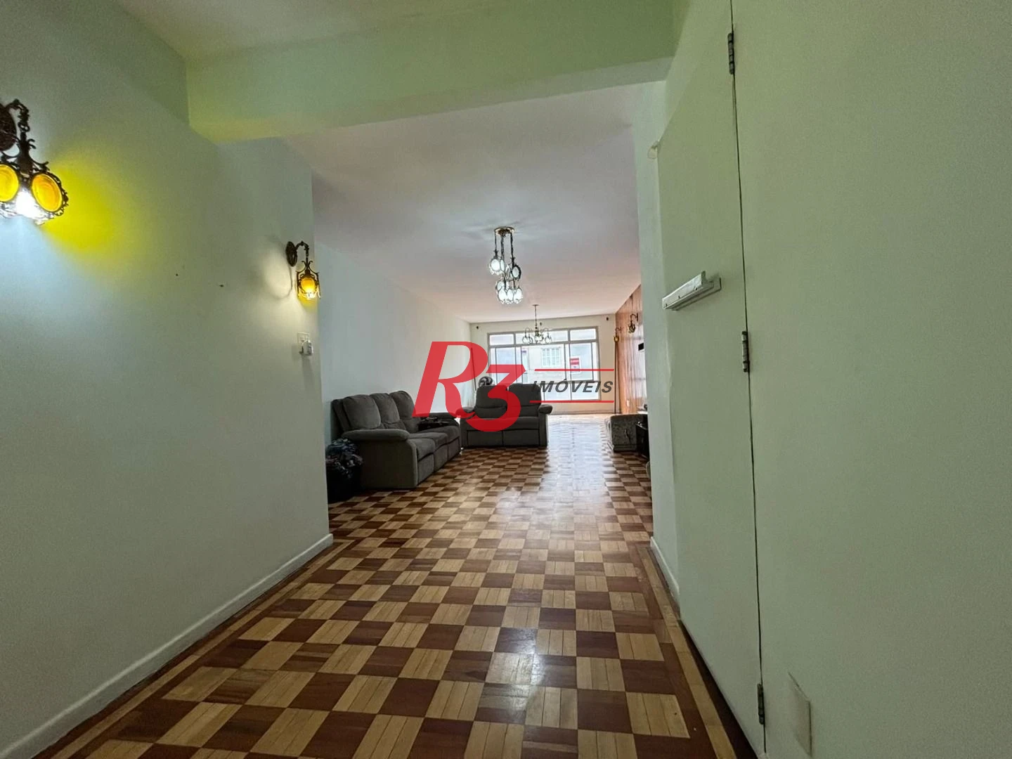 Apartamento com 3 dormitórios à venda, 150 m² por R$ 1.200.000,00 - Gonzaga - Santos/SP
