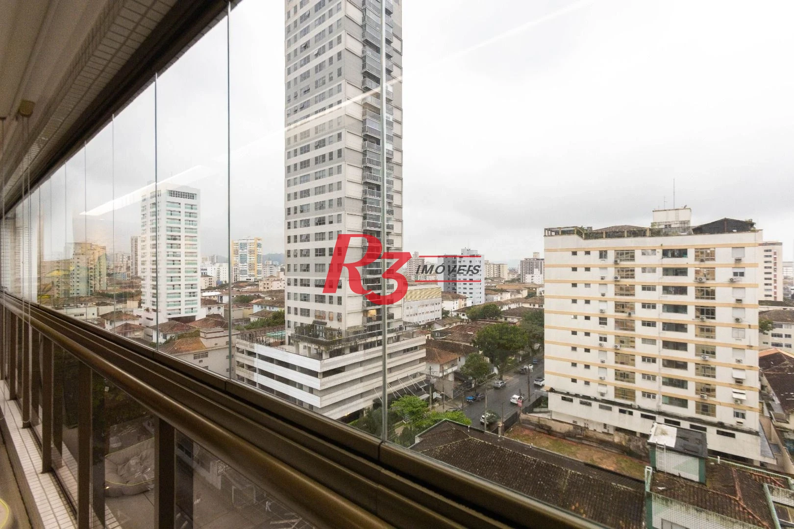 Apartamento com 3 dormitórios à venda, 171 m² por R$ 2.300.000,00 - Embaré - Santos/SP
