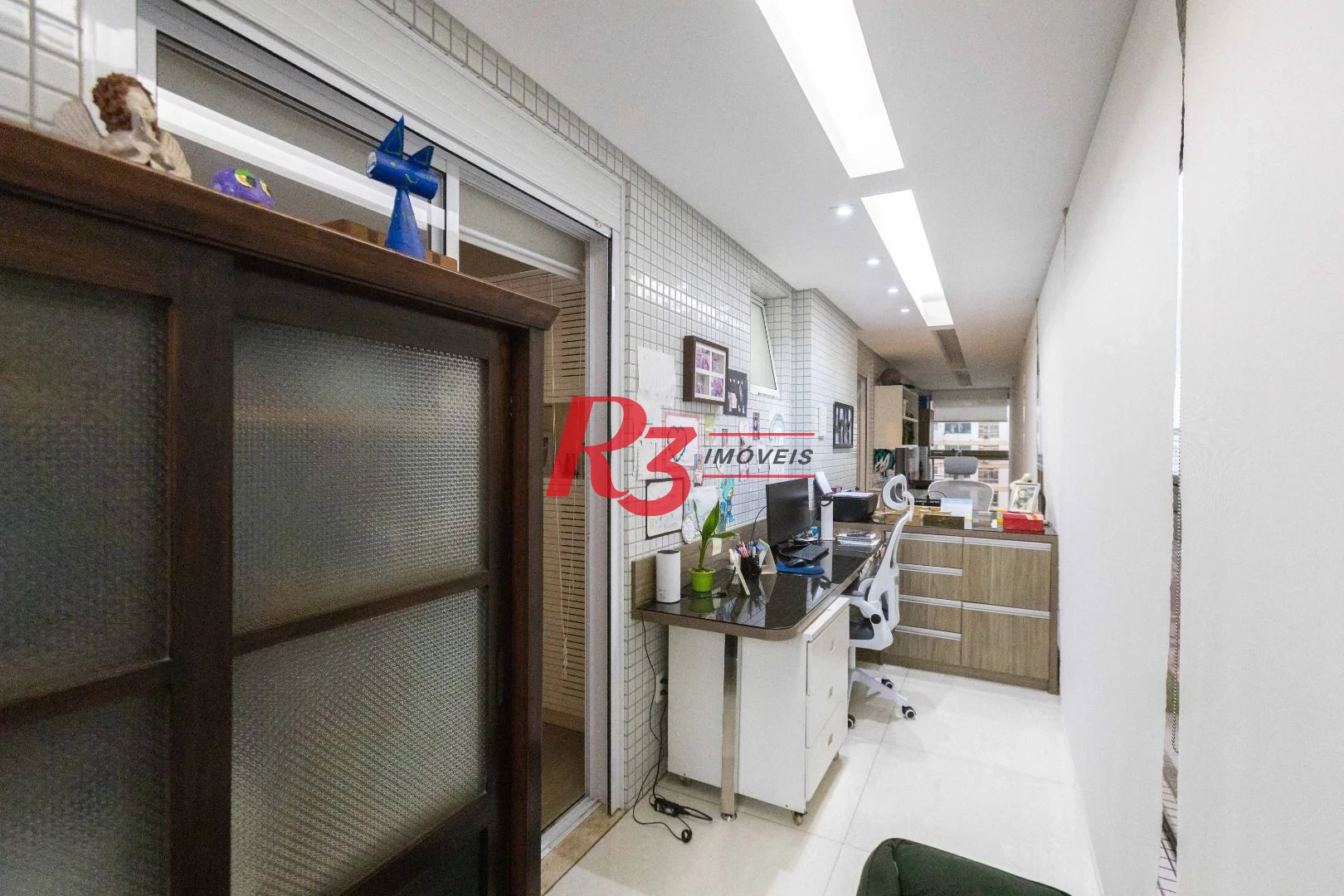 Apartamento com 3 dormitórios à venda, 171 m² por R$ 2.300.000,00 - Embaré - Santos/SP