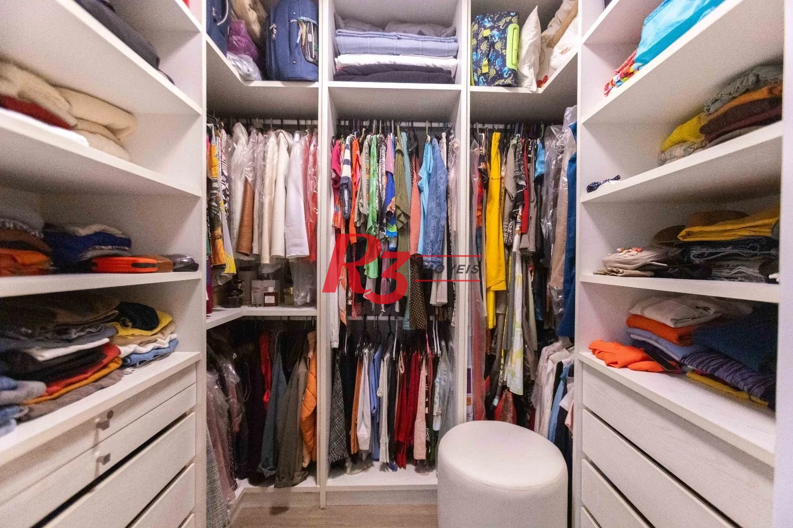 Apartamento com 3 dormitórios à venda, 171 m² por R$ 2.300.000,00 - Embaré - Santos/SP