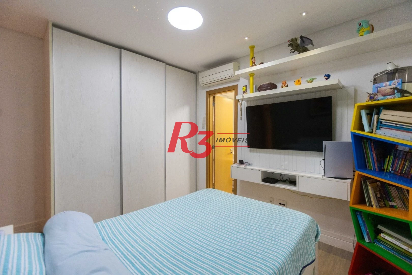 Apartamento com 3 dormitórios à venda, 171 m² por R$ 2.300.000,00 - Embaré - Santos/SP