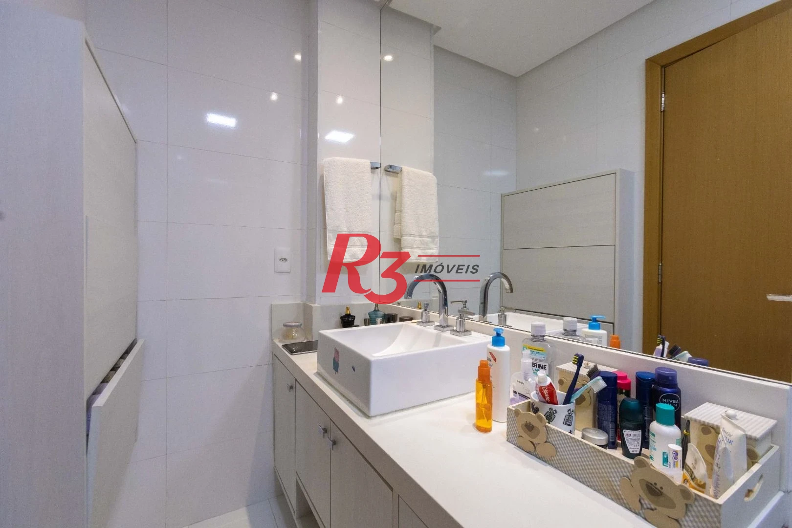 Apartamento com 3 dormitórios à venda, 171 m² por R$ 2.300.000,00 - Embaré - Santos/SP