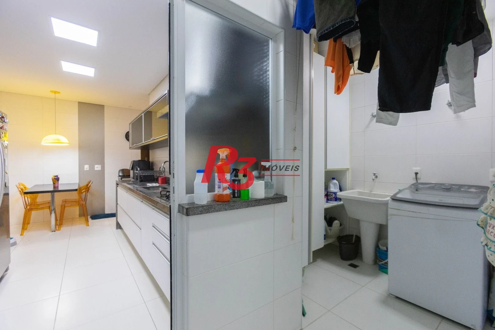 Apartamento com 3 dormitórios à venda, 171 m² por R$ 2.300.000,00 - Embaré - Santos/SP