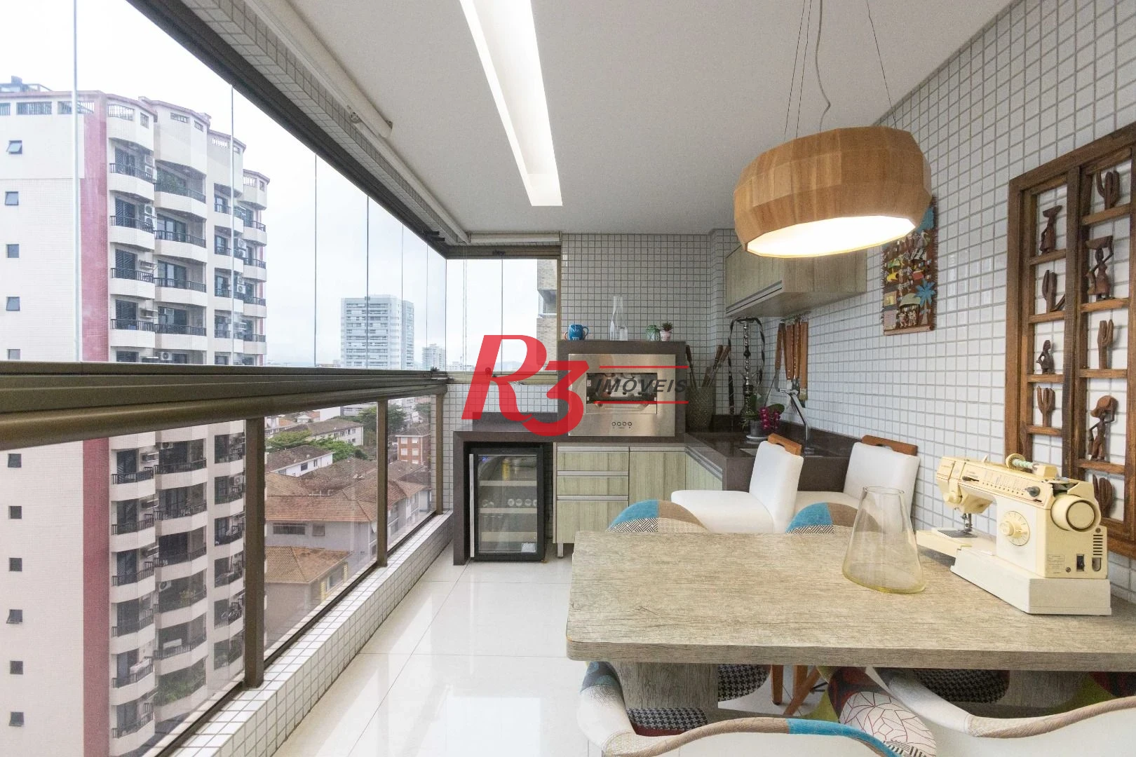 Apartamento com 3 dormitórios à venda, 171 m² por R$ 2.300.000,00 - Embaré - Santos/SP