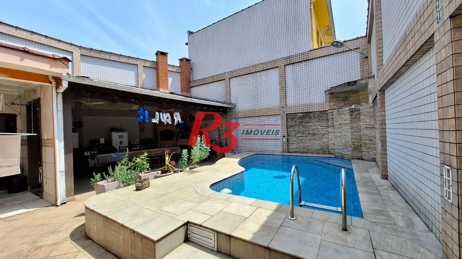 Sobrado com 3 dormitórios à venda, 162 m² por R$ 1.399.000,00 - Vila Belmiro - Santos/SP
