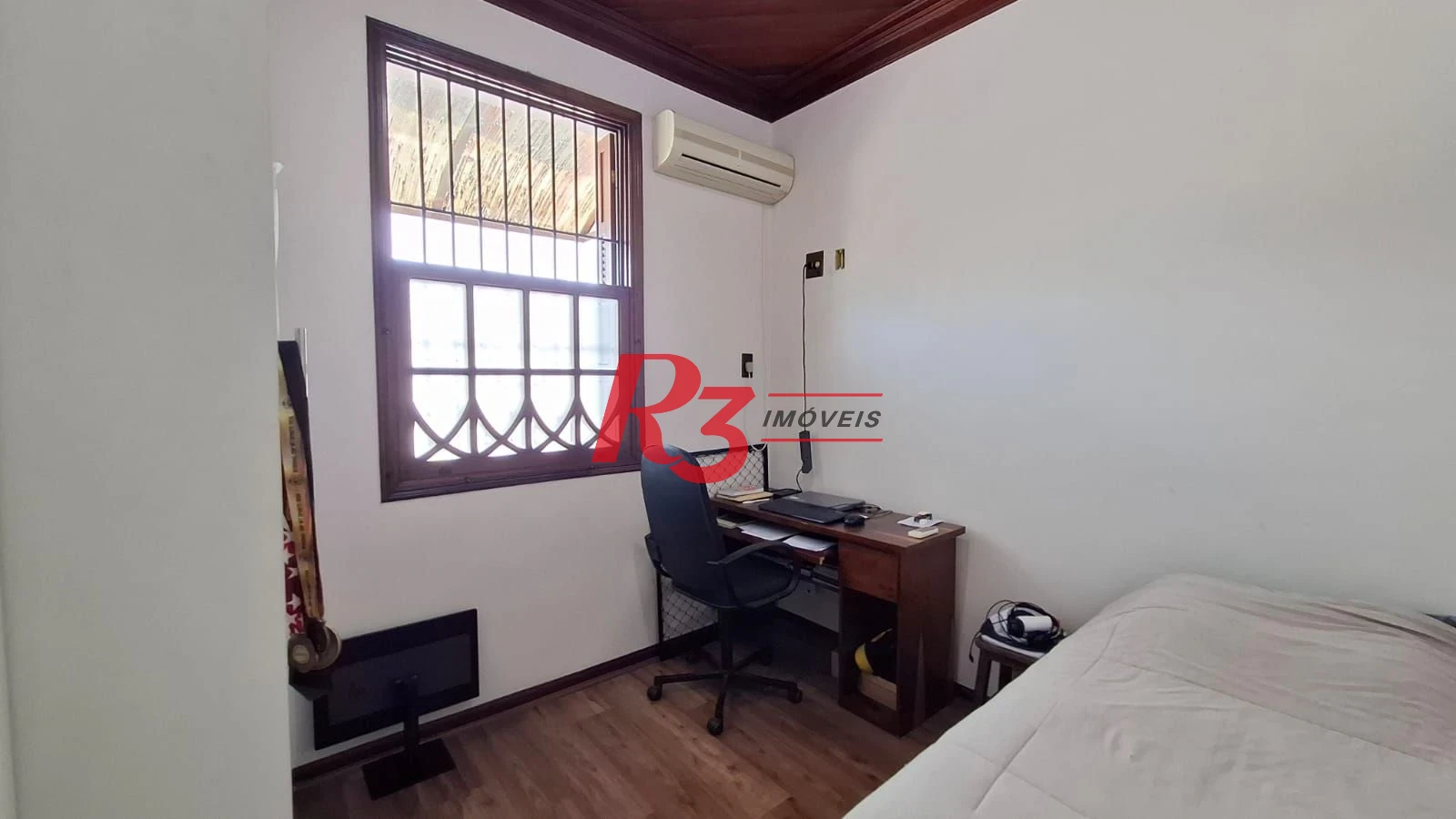 Sobrado com 3 dormitórios à venda, 162 m² por R$ 1.399.000,00 - Vila Belmiro - Santos/SP