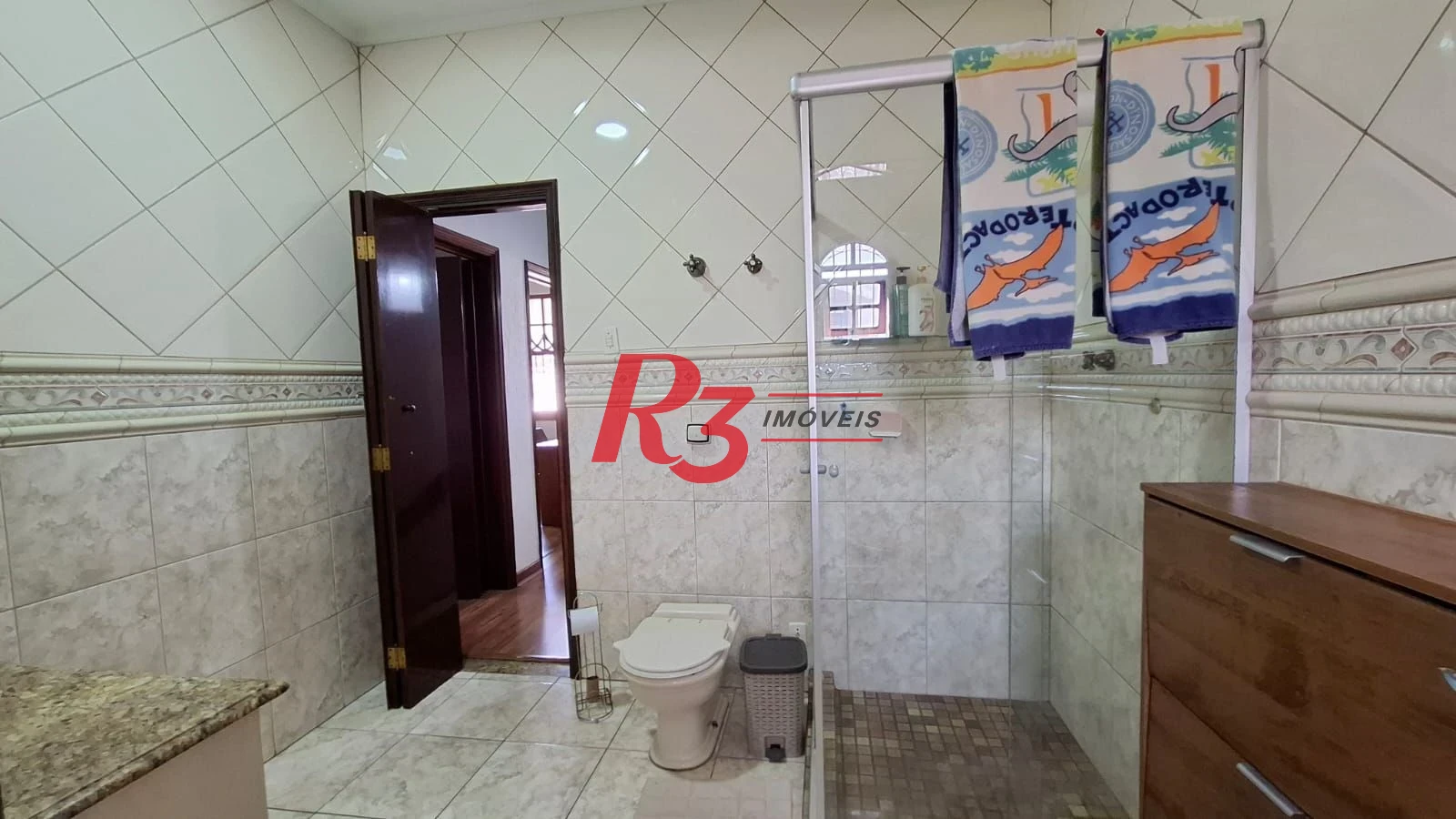 Sobrado com 3 dormitórios à venda, 162 m² por R$ 1.399.000,00 - Vila Belmiro - Santos/SP