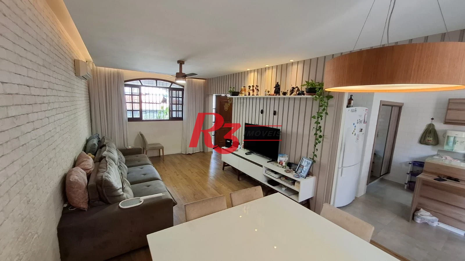 Sobrado com 3 dormitórios à venda, 162 m² por R$ 1.399.000,00 - Vila Belmiro - Santos/SP