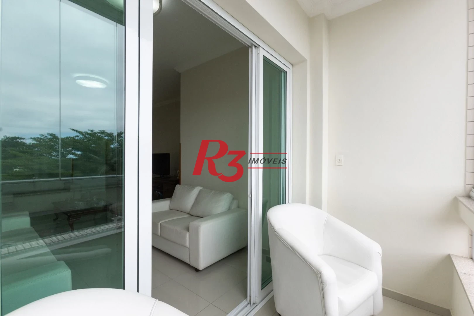 Apartamento com 3 dormitórios à venda, 131 m² por R$ 1.650.000,00 - Gonzaga - Santos/SP