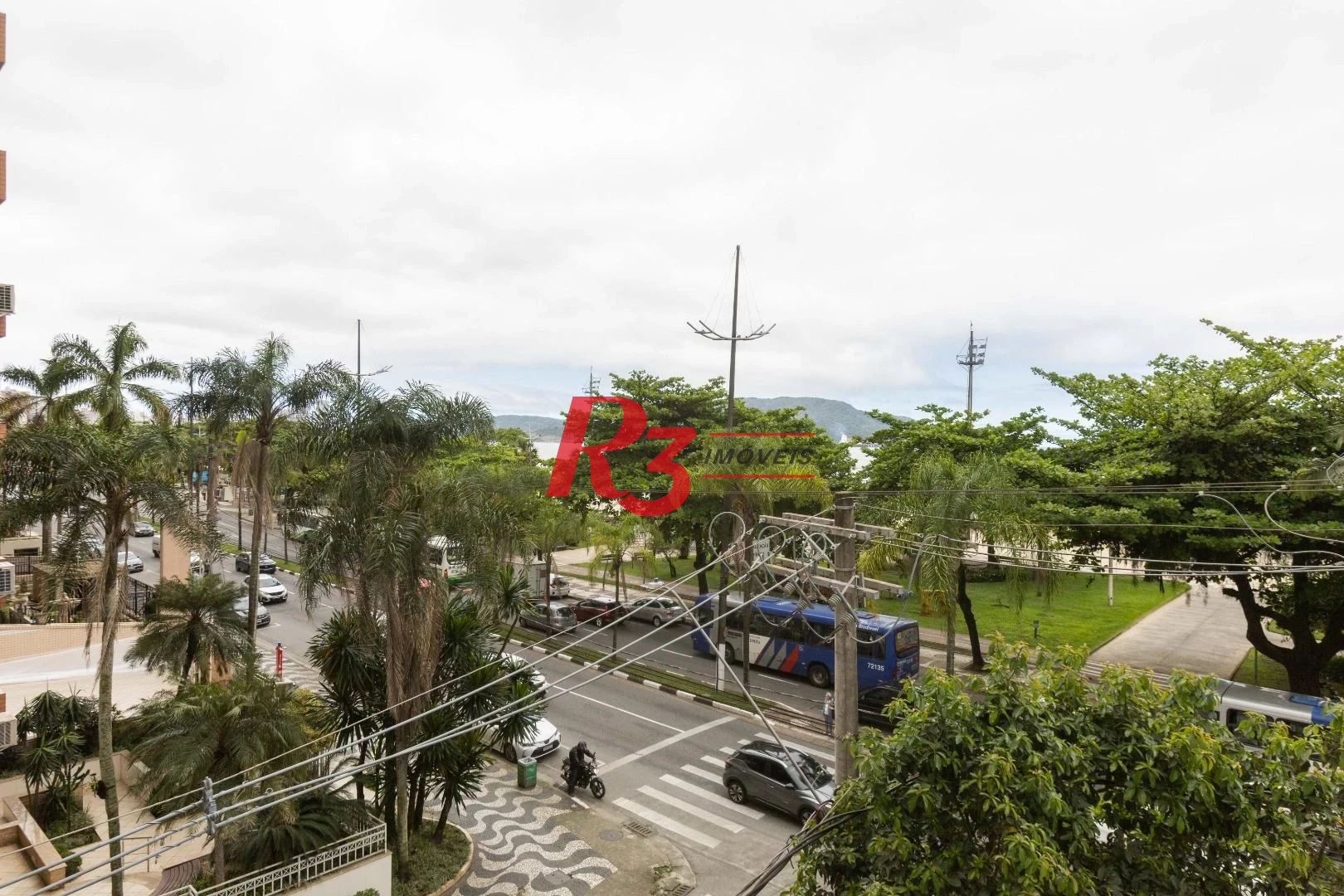Apartamento com 3 dormitórios à venda, 131 m² por R$ 1.650.000,00 - Gonzaga - Santos/SP