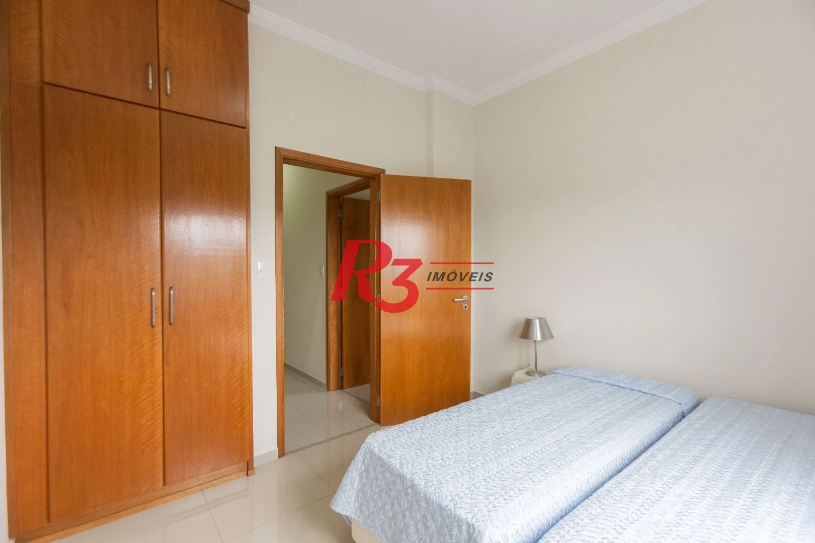 Apartamento com 3 dormitórios à venda, 131 m² por R$ 1.650.000,00 - Gonzaga - Santos/SP