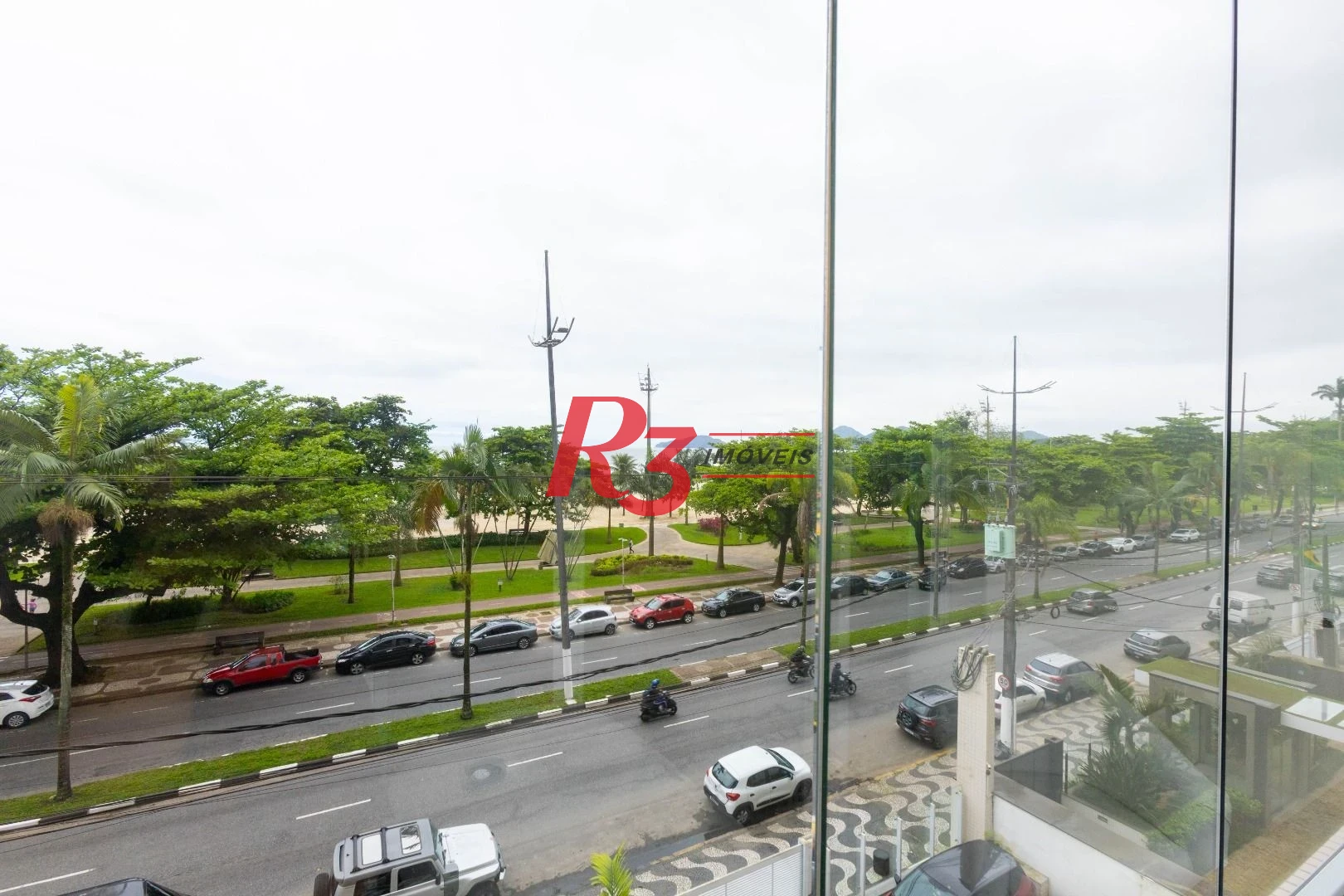 Apartamento com 3 dormitórios à venda, 131 m² por R$ 1.650.000,00 - Gonzaga - Santos/SP