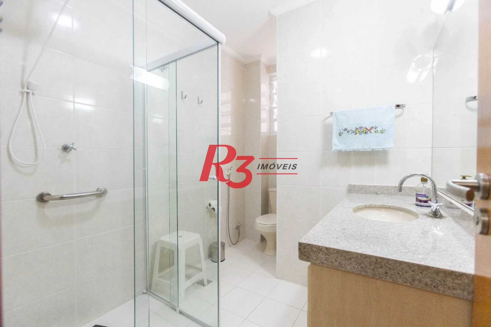 Apartamento com 3 dormitórios à venda, 131 m² por R$ 1.650.000,00 - Gonzaga - Santos/SP