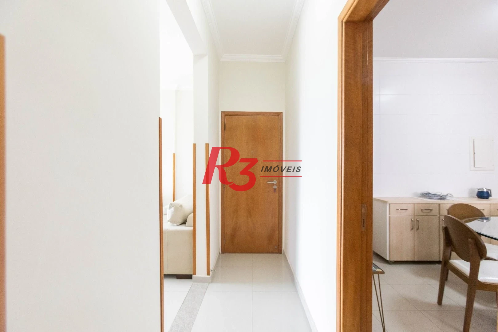 Apartamento com 3 dormitórios à venda, 131 m² por R$ 1.650.000,00 - Gonzaga - Santos/SP
