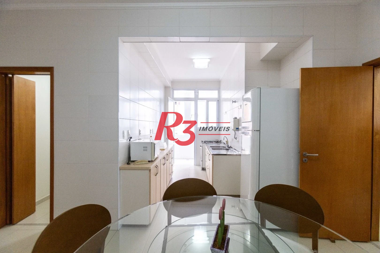Apartamento com 3 dormitórios à venda, 131 m² por R$ 1.650.000,00 - Gonzaga - Santos/SP
