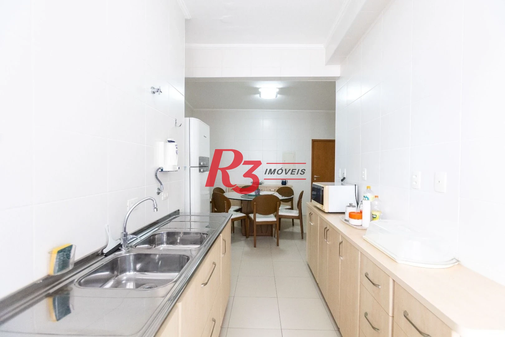 Apartamento com 3 dormitórios à venda, 131 m² por R$ 1.650.000,00 - Gonzaga - Santos/SP