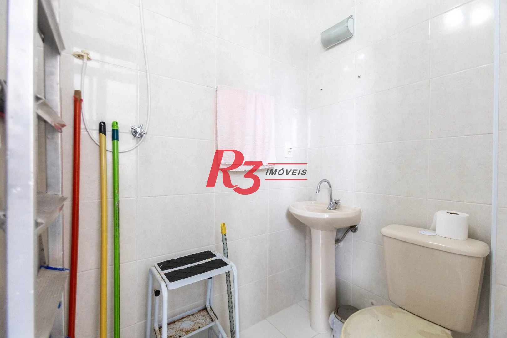 Apartamento com 3 dormitórios à venda, 131 m² por R$ 1.650.000,00 - Gonzaga - Santos/SP